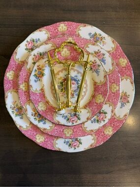 Royal Albert Lady Carlyle England Tiered Tray
